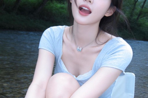 黄景瑜跨年话筒突失声现场观众拍下尴尬瞬间对比邓超引发热议